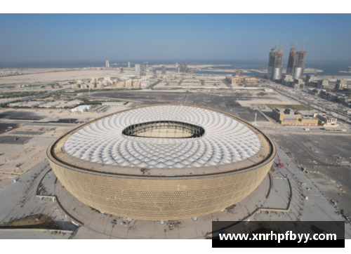 卡塔尔世界杯场地是谁建的？(卡塔尔世界杯对应中国是哪个季节？)